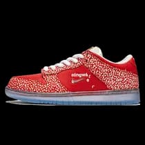 DUNK SB LOW STINGWATER