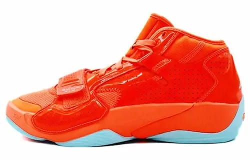 JORDAN ZION 2 PF HYPER CRIMSON