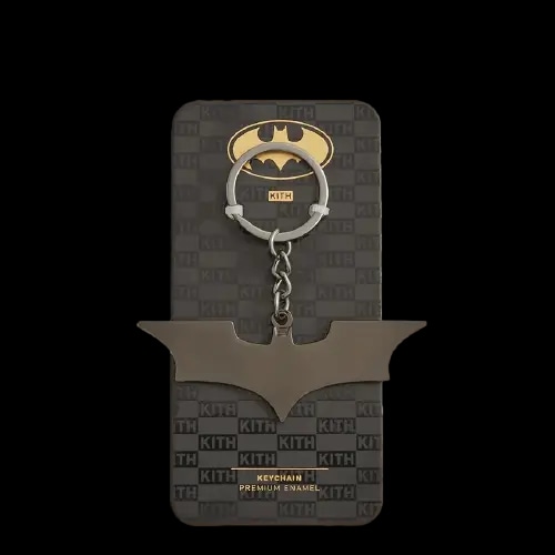 KITH BATMAN DARK KNIGHT SYMBOL KEYCHAIN MULTI | AREA 02 — Asia's
