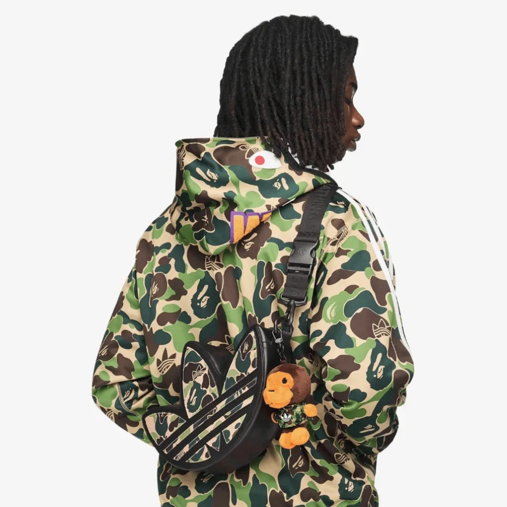 バッグ A BATHING APE x adidas Camo Shoulder Bag A BATHING APE® BAPE X Adidas Camo Trefoil Shoulder Bag | Bape